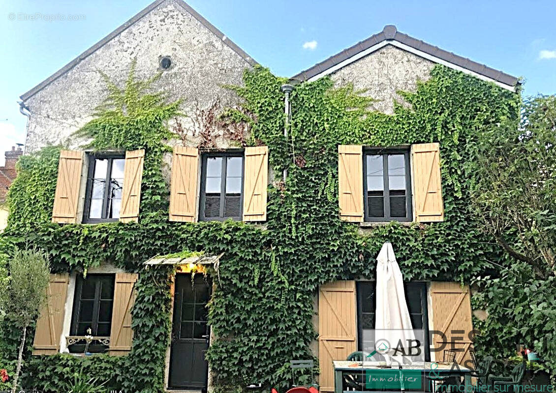 Maison à SAINT-GERMAIN-SUR-MORIN