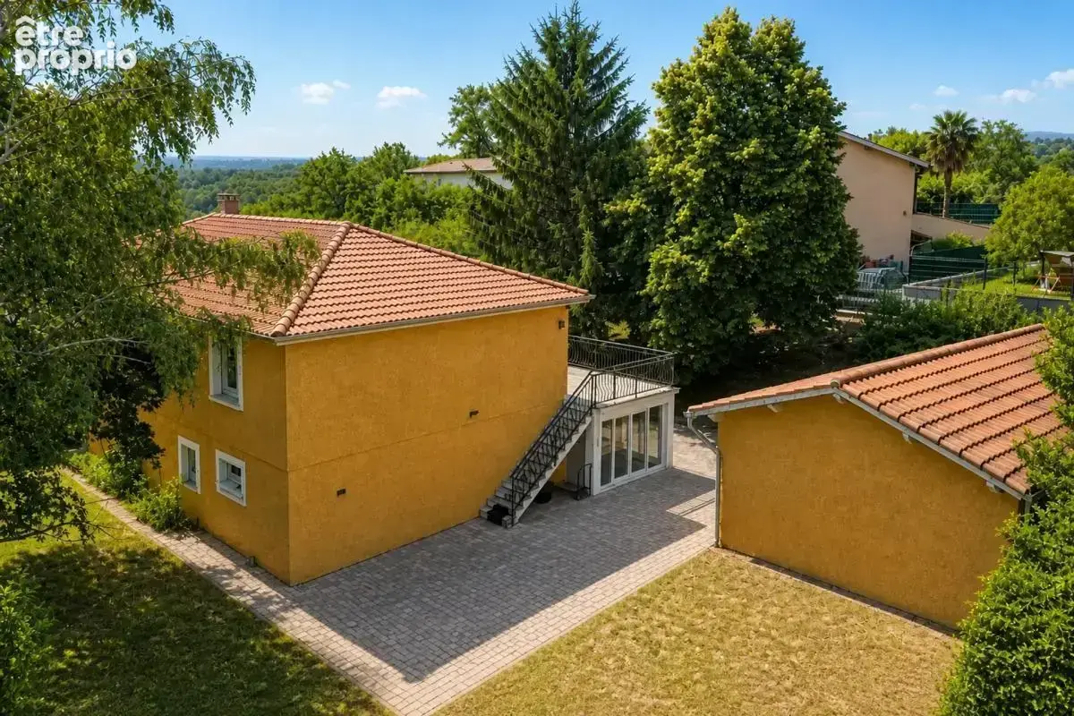 Maison familiale avec jardin, garage, piscine et atelier - photo 23