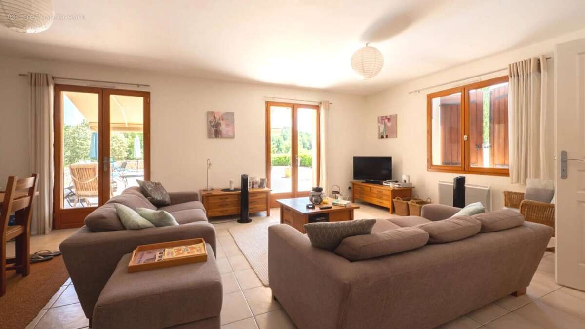 SECTEUR GOURDON - Lumineuse Maison contemporaine de plain-pied 3 - photo 10