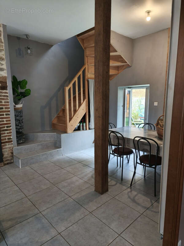 Maison de ville 4 chambres avec cour et garage - photo 9