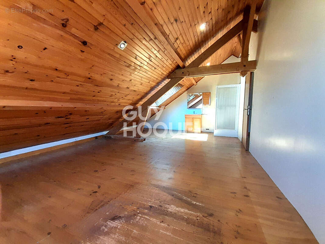 Maison à GURGY