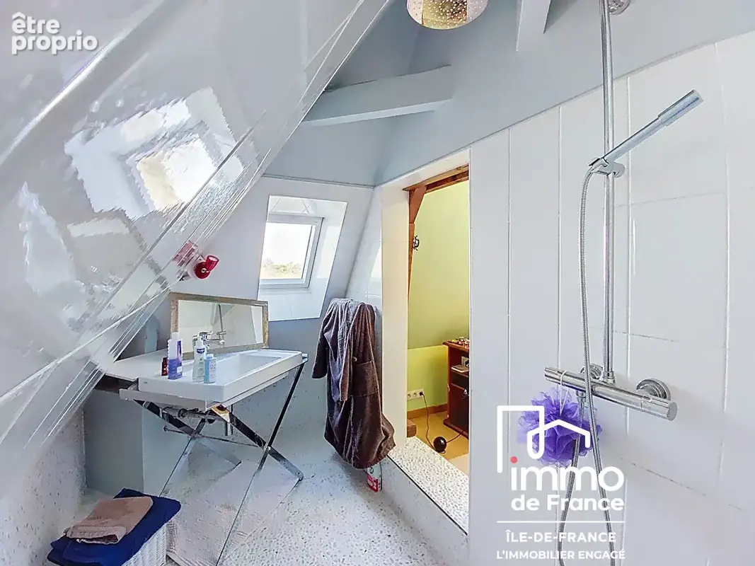 Maison de 234m² habitables à vendre - BONNEVAL - photo 12