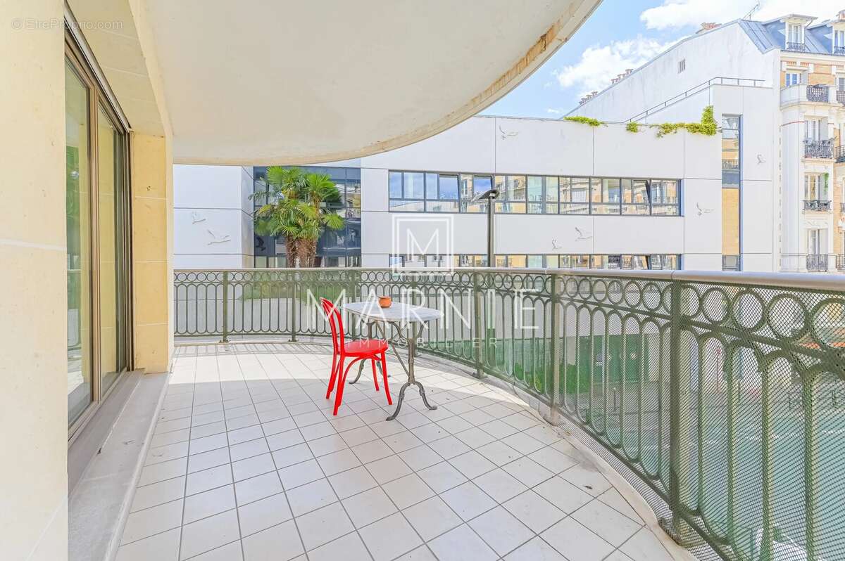 Appartement à LEVALLOIS-PERRET
