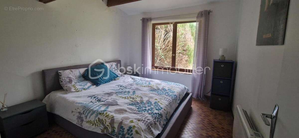 Maison à SAVIGNY-SUR-CLAIRIS