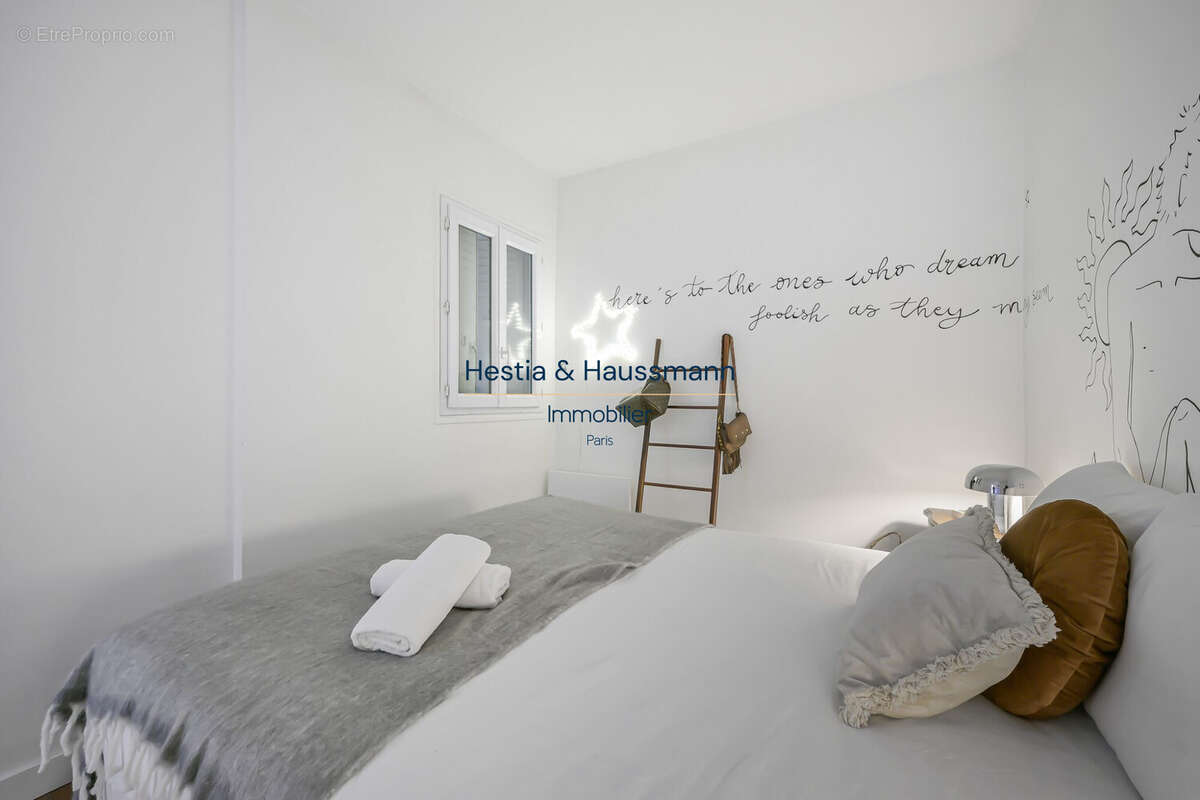 Appartement à PARIS-2E
