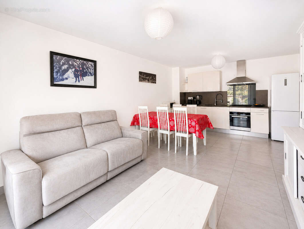 Appartement à COMBS-LA-VILLE