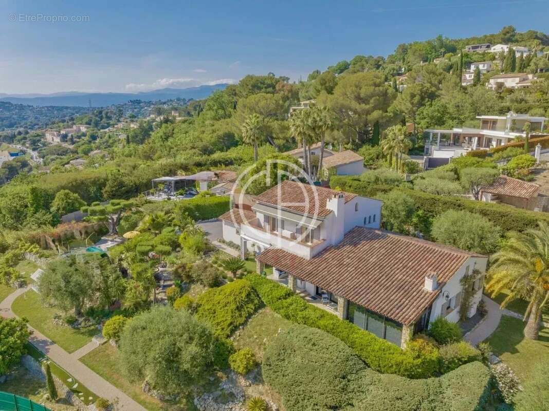 Maison à MOUGINS
