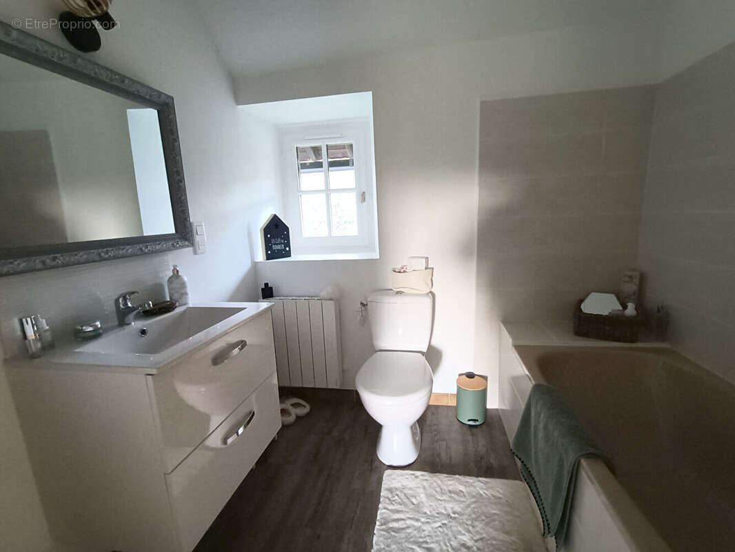 Maison à LA CHAPELLE-SUR-ERDRE