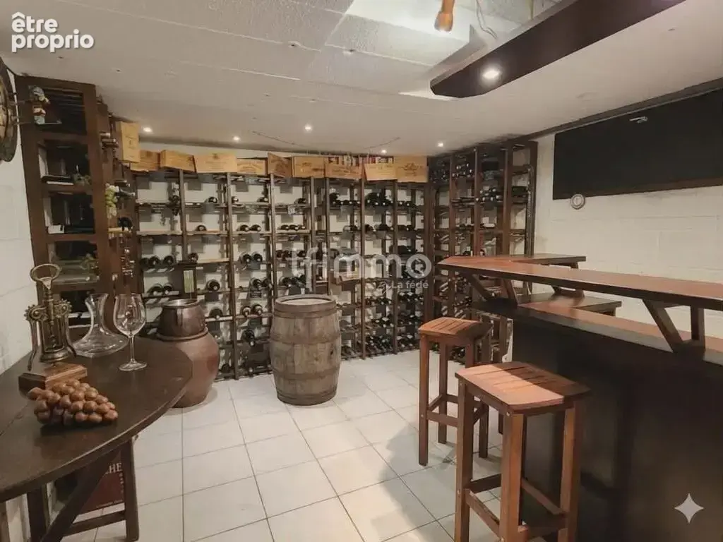 Maison traditionnelle avec étang - photo 12