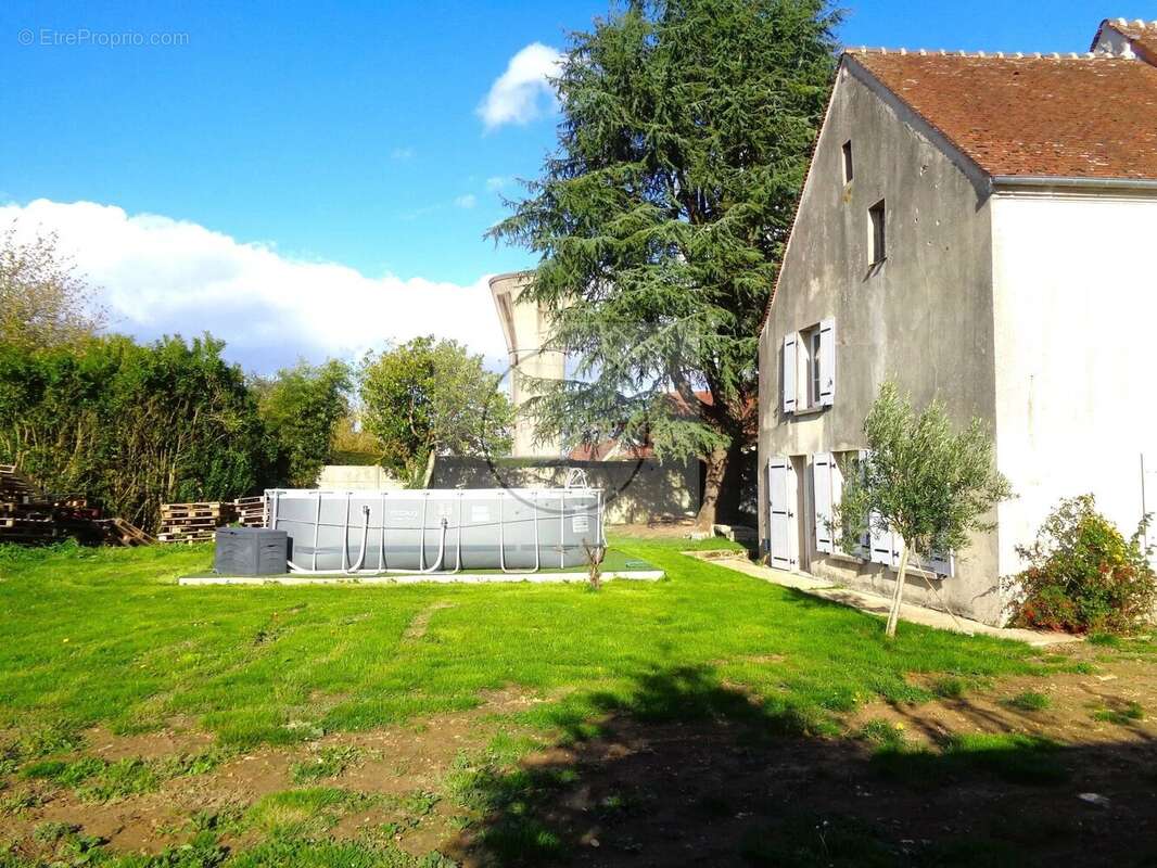 Maison à COULOMMIERS