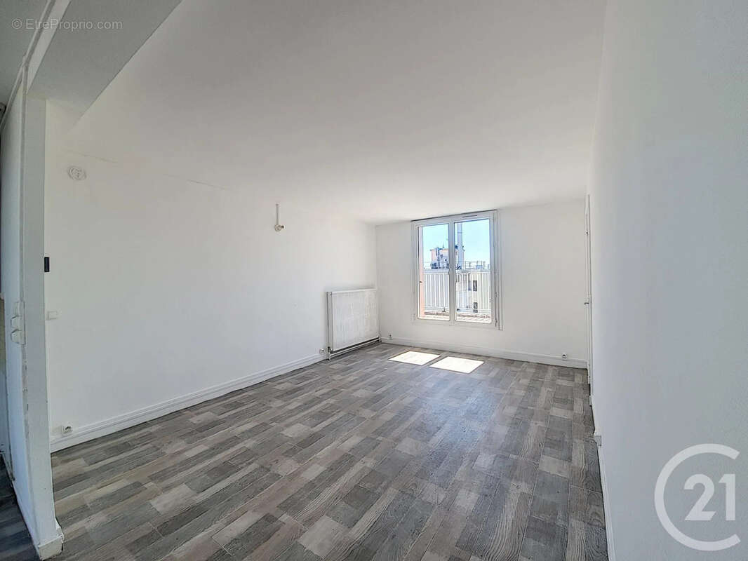 Appartement à MELUN