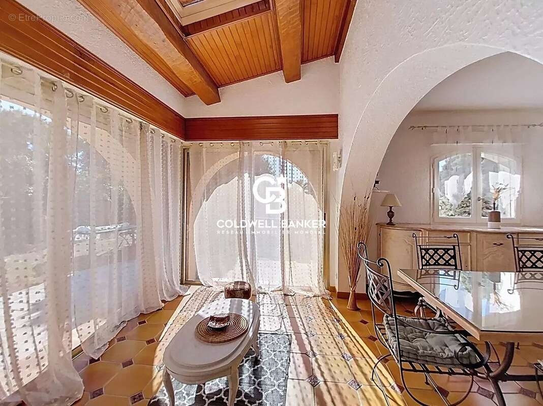 Maison à FREJUS