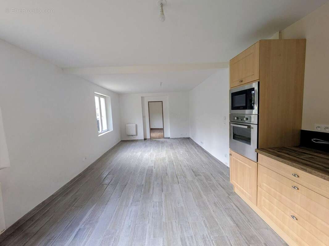 Photo 2 - Maison à SAINT-QUENTIN