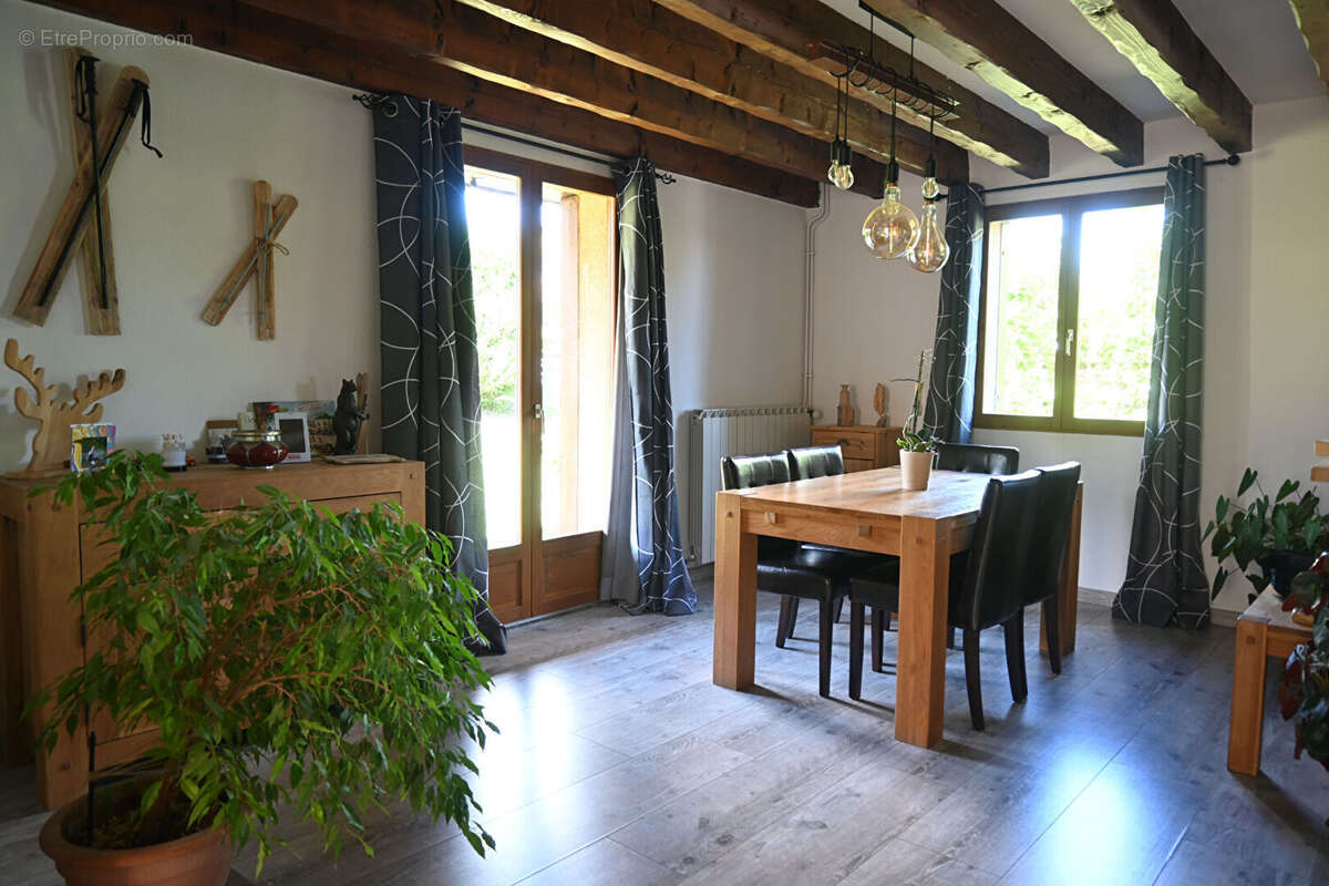 Maison à SAINT-PIERRE-DELS-FORCATS