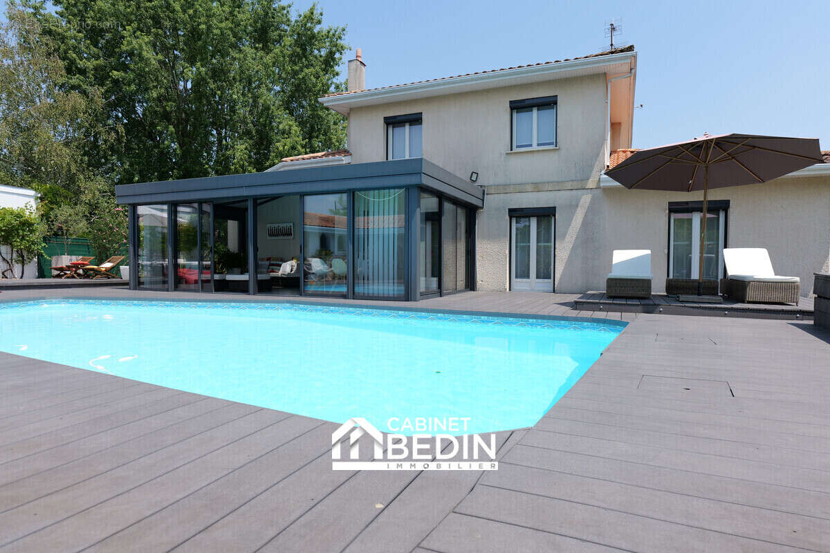 Maison à MERIGNAC