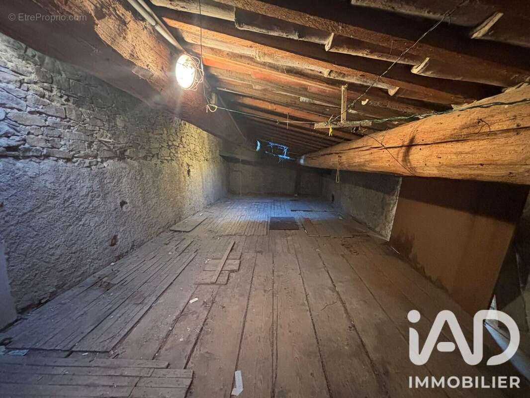 Maison 88 m² à Conilhac-Corbieres  - photo 8