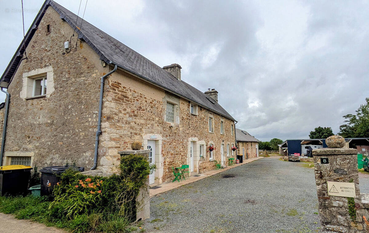 Maison à SAINTE-COLOMBE