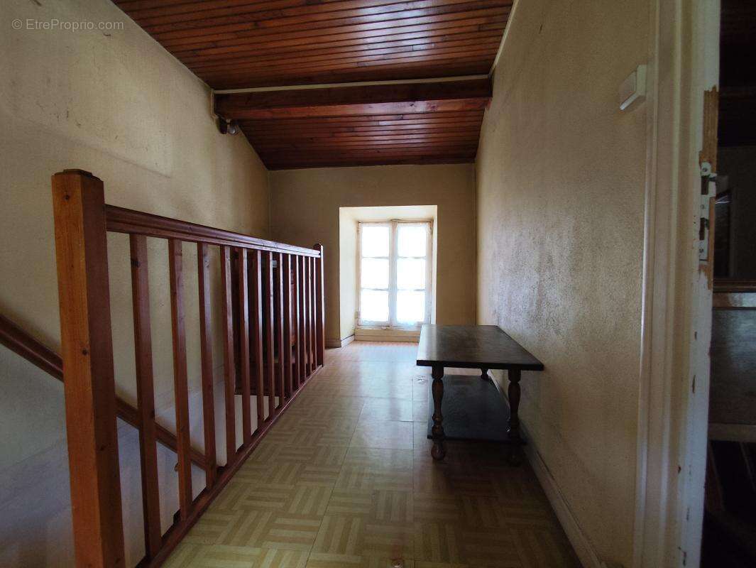 Maison 4 pièces 76 m² à vendre à Le Chambon (07160) - photo 8