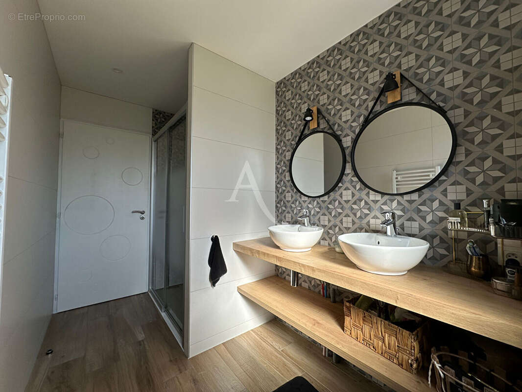 Maison à LA CHAPELLE-PALLUAU