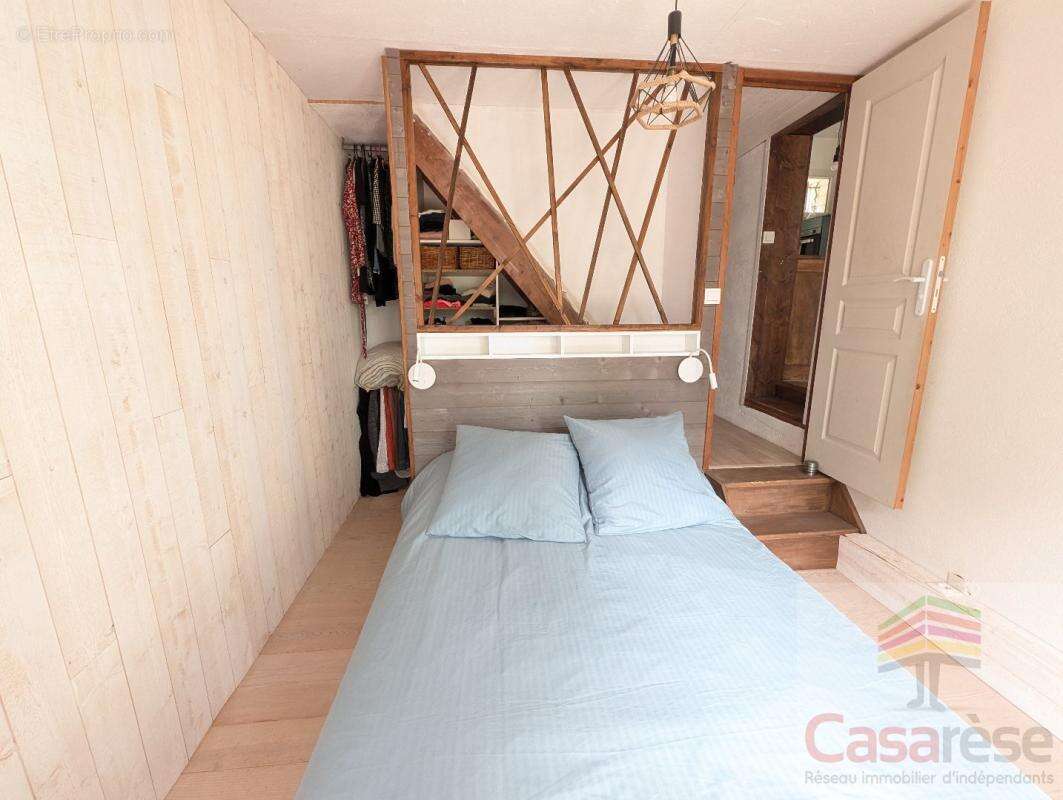 Maison 83 m² à Saint-Gery  - photo 6