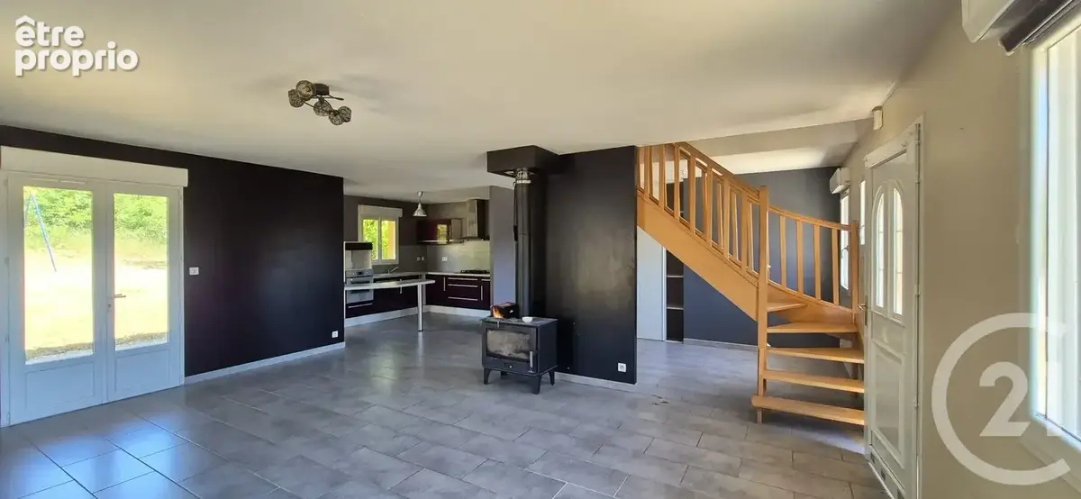 Maison 6 pièces 132 m² à vendre à Cousance (39190) - photo 2