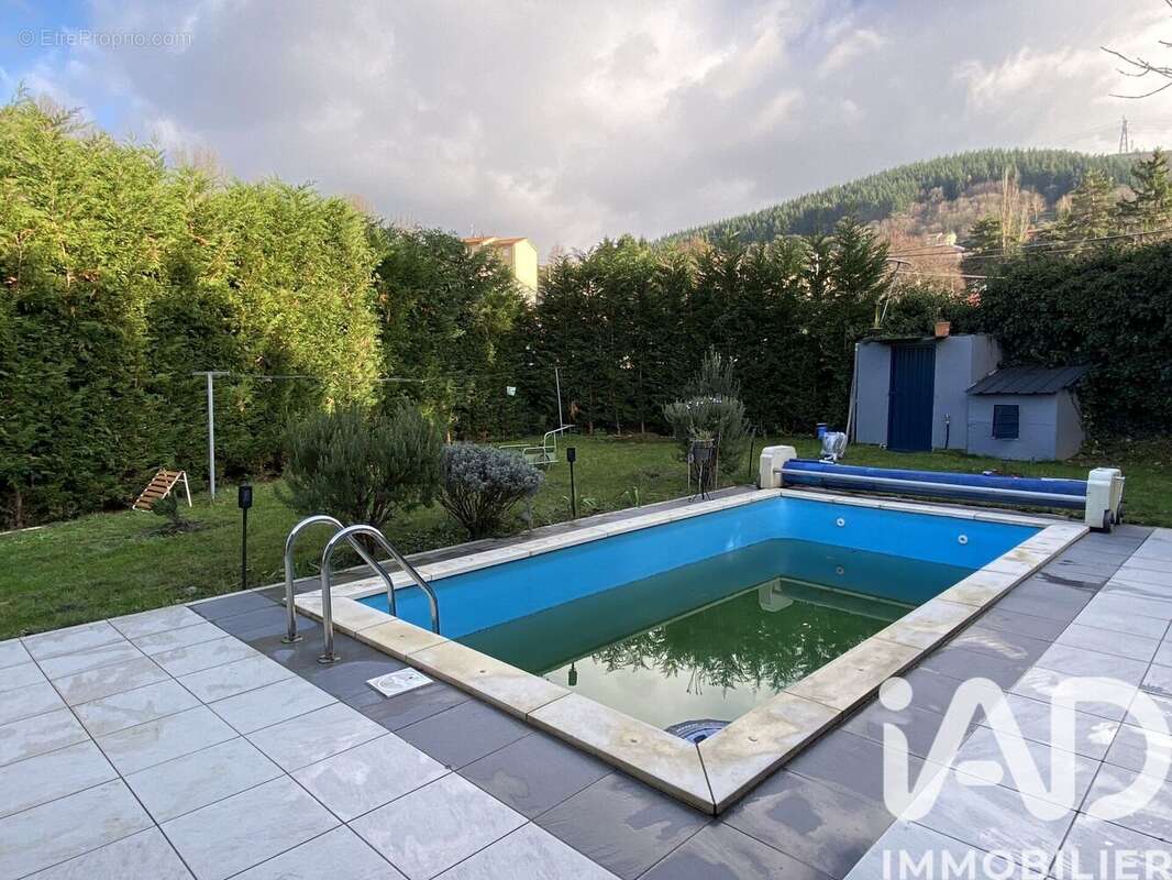 Photo 2 - Maison à SAINT-ETIENNE