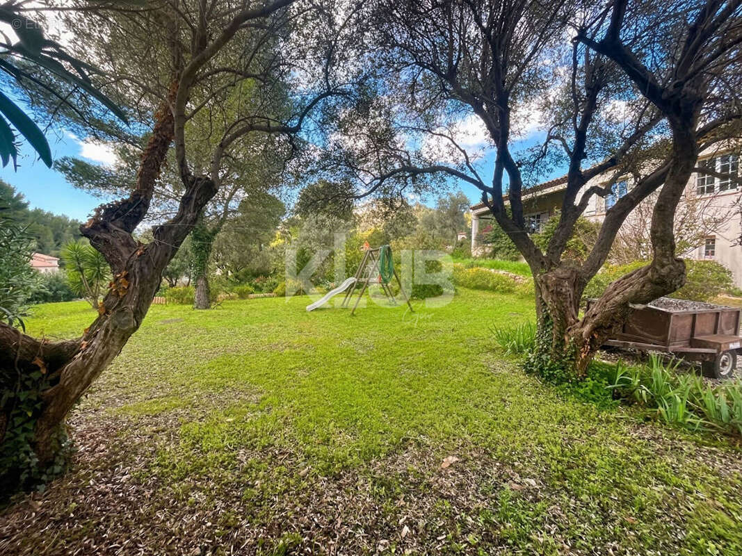 Maison à LA VALETTE-DU-VAR