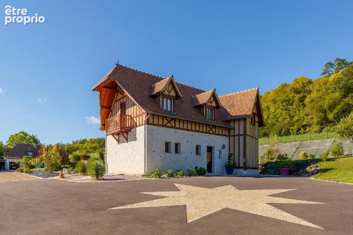 Maison 7 pièces 267 m² à vendre à Pacy-Sur-Eure (27120) - photo 2