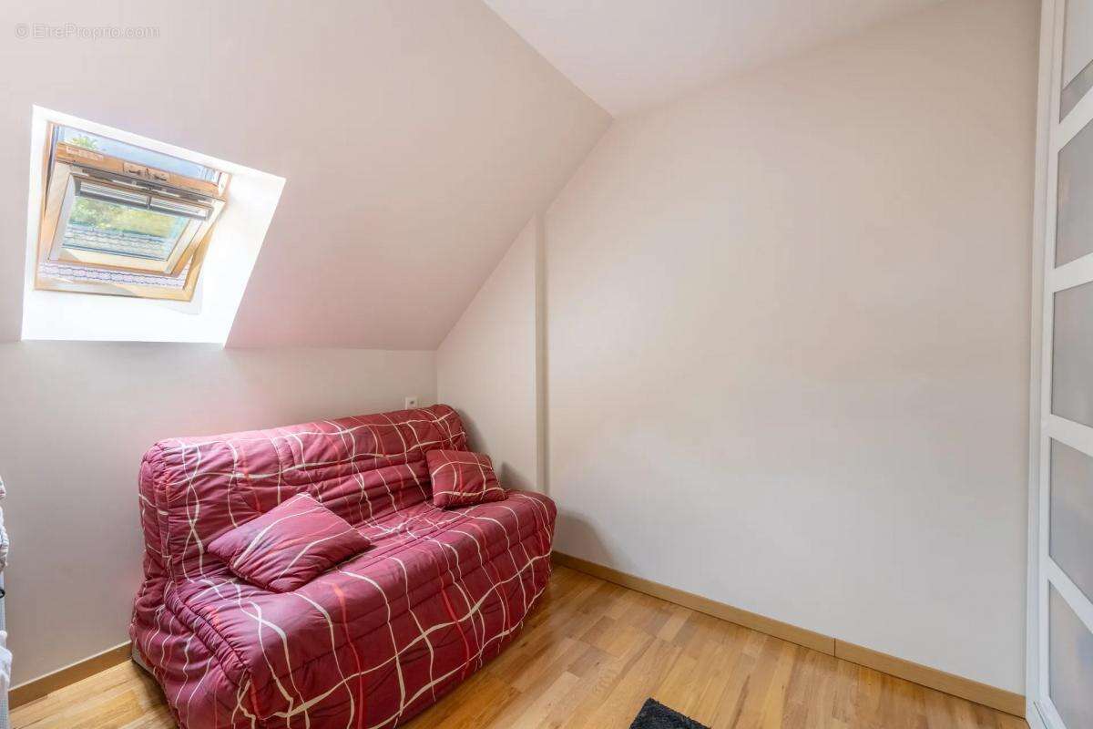 Maison à AUVERS-SUR-OISE