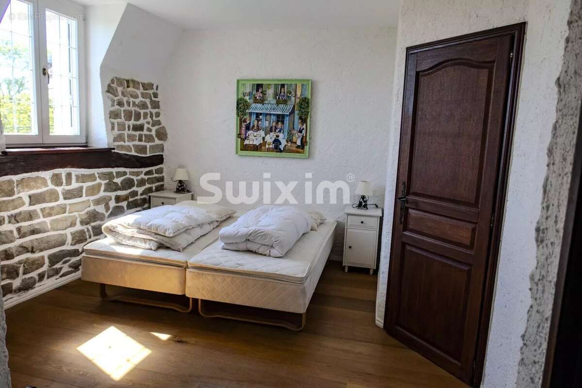 Maison à CHATEL-MORON