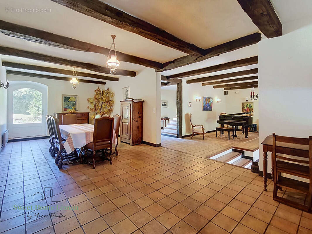 Armoy - propriete sur terrain 9600m² - photo 10