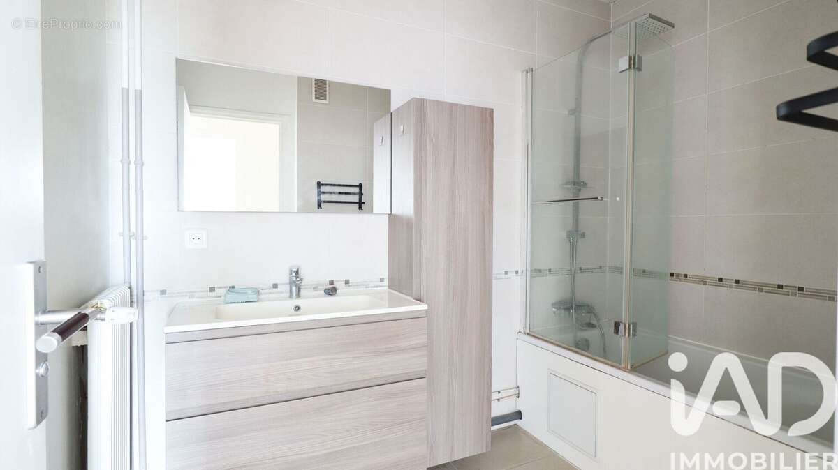 Photo 9 - Appartement à EPINAY-SUR-SEINE