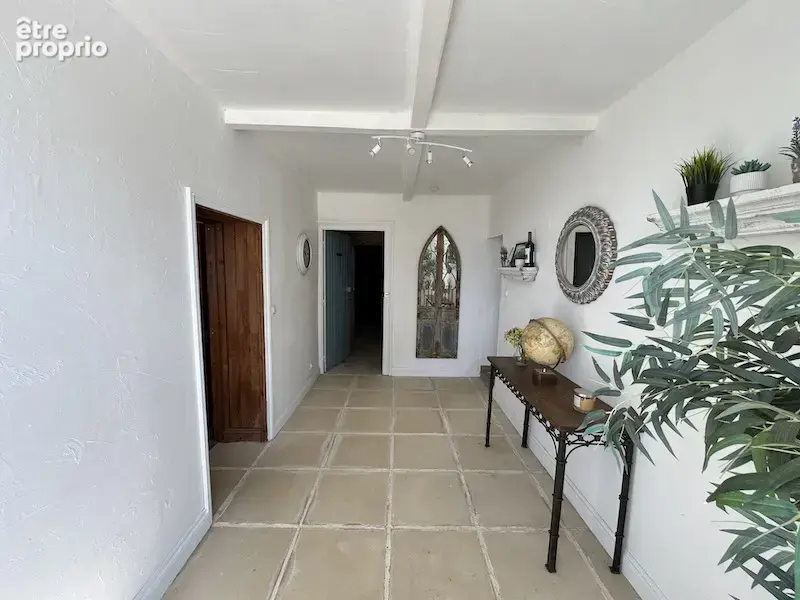 Maison indépendante avec 3.9ha de terrain, et des dépendances - photo 7