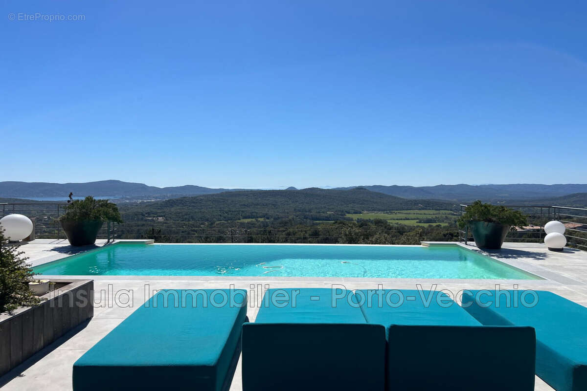 Maison à PORTO-VECCHIO