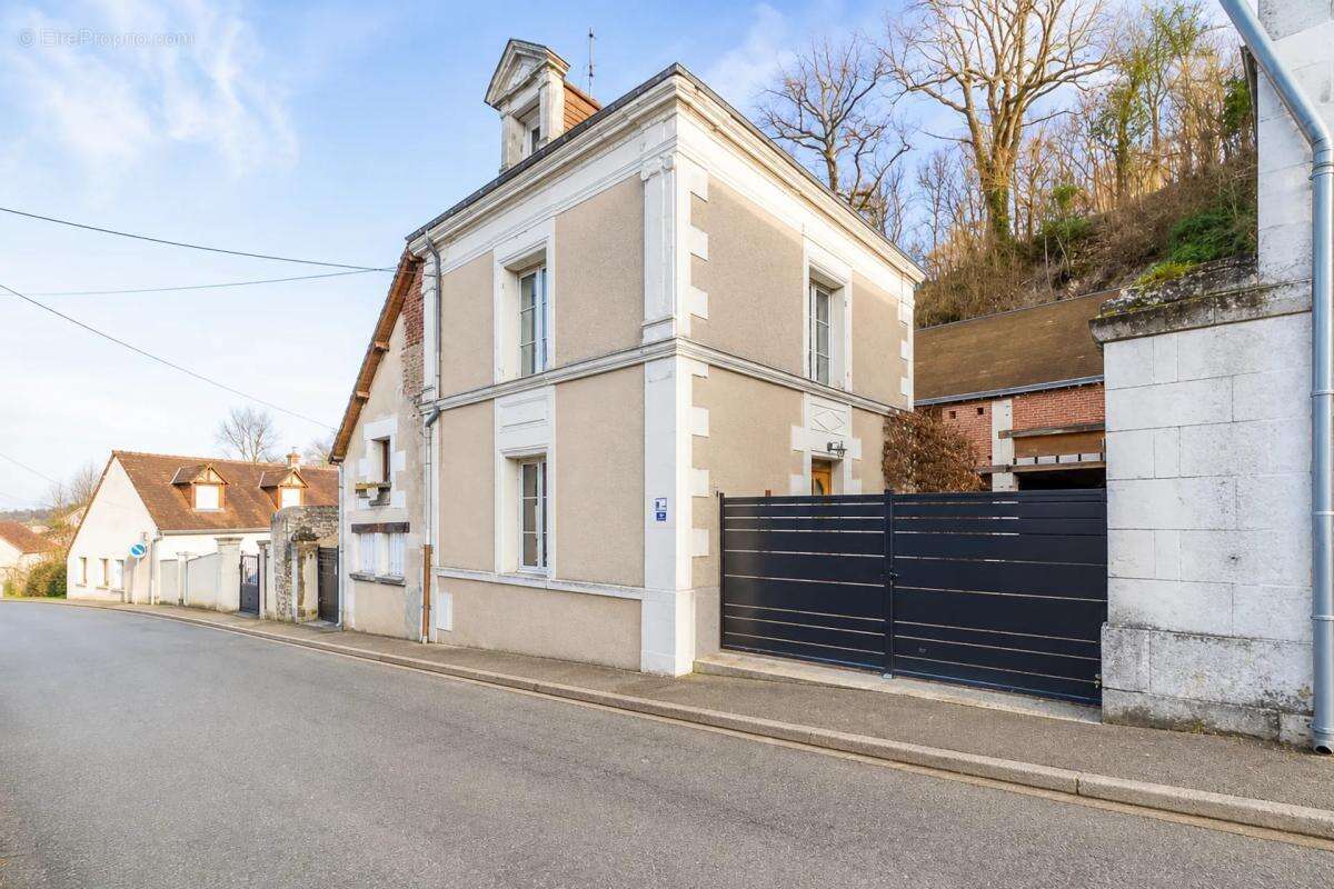 Maison et Studios à Rendement élevé à Mosnes - photo 9