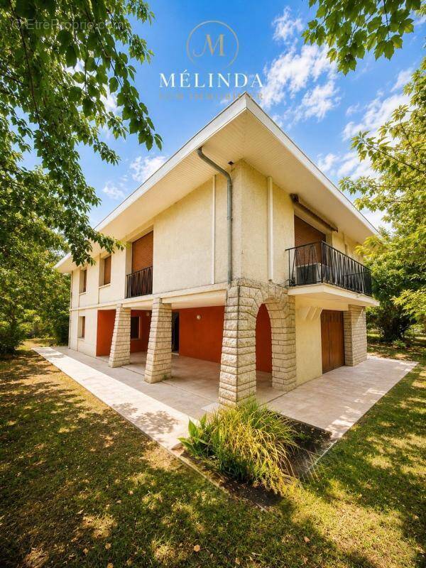 Maison à MERIGNAC