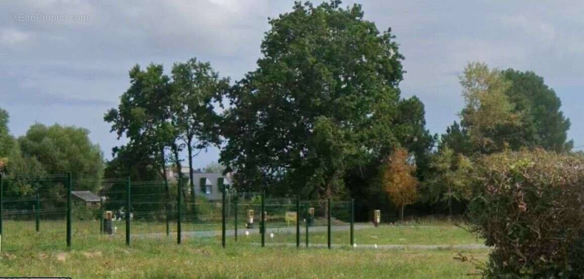 Terrain à PLOUFRAGAN