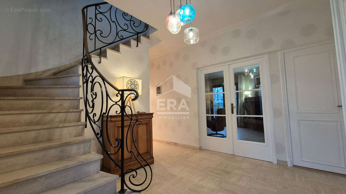 Maison à GRISY-SUISNES