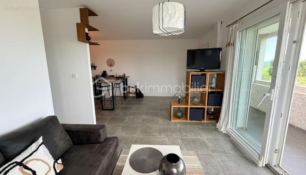Appartement à ABEILHAN