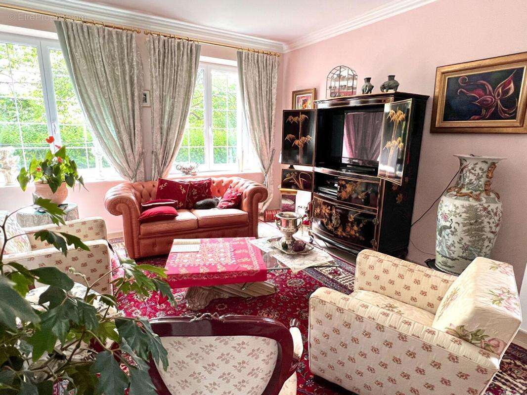 Appartement à LA VILLE-AUX-CLERCS