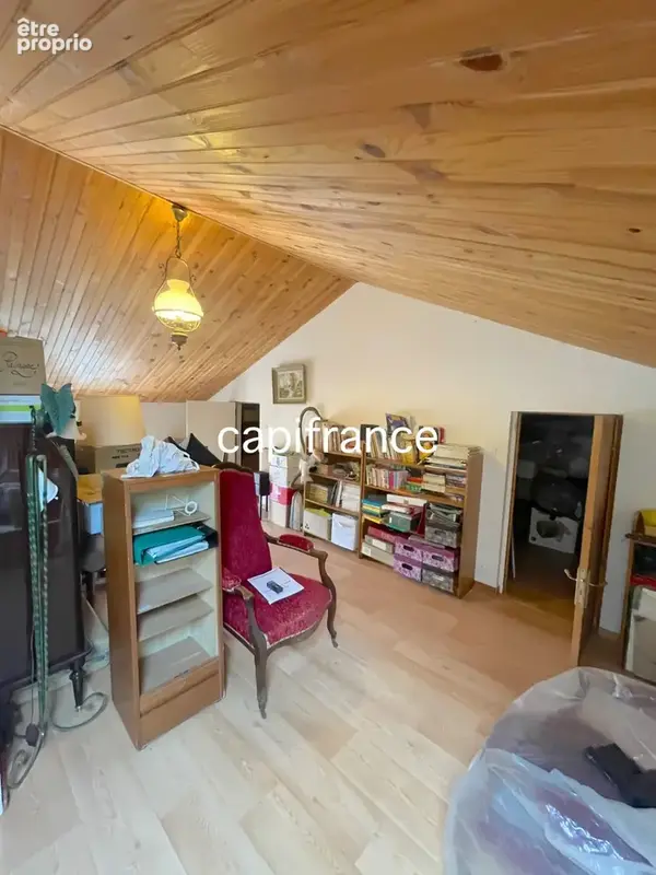 Maison à rénover – Fort potentiel pour résidence principale ou investissement LA TAILLEE (85) - photo 2