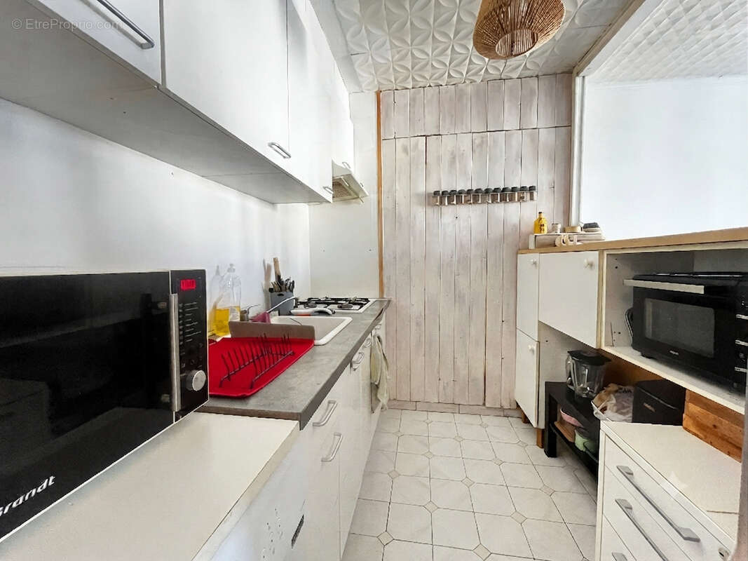 HIDRI IMMO PLUS vous propose un T3 Investissement locatif universitaire proche tram et commerces - Vallier - photo 7