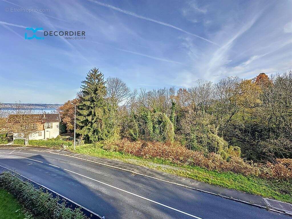 Appartement à NEUVECELLE