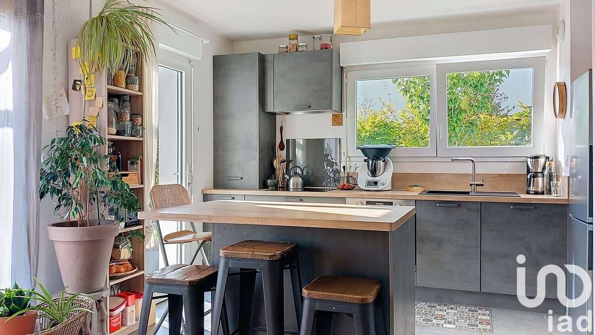 Photo 2 - Maison à VERN-SUR-SEICHE