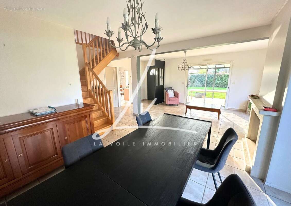 Maison à BENOUVILLE