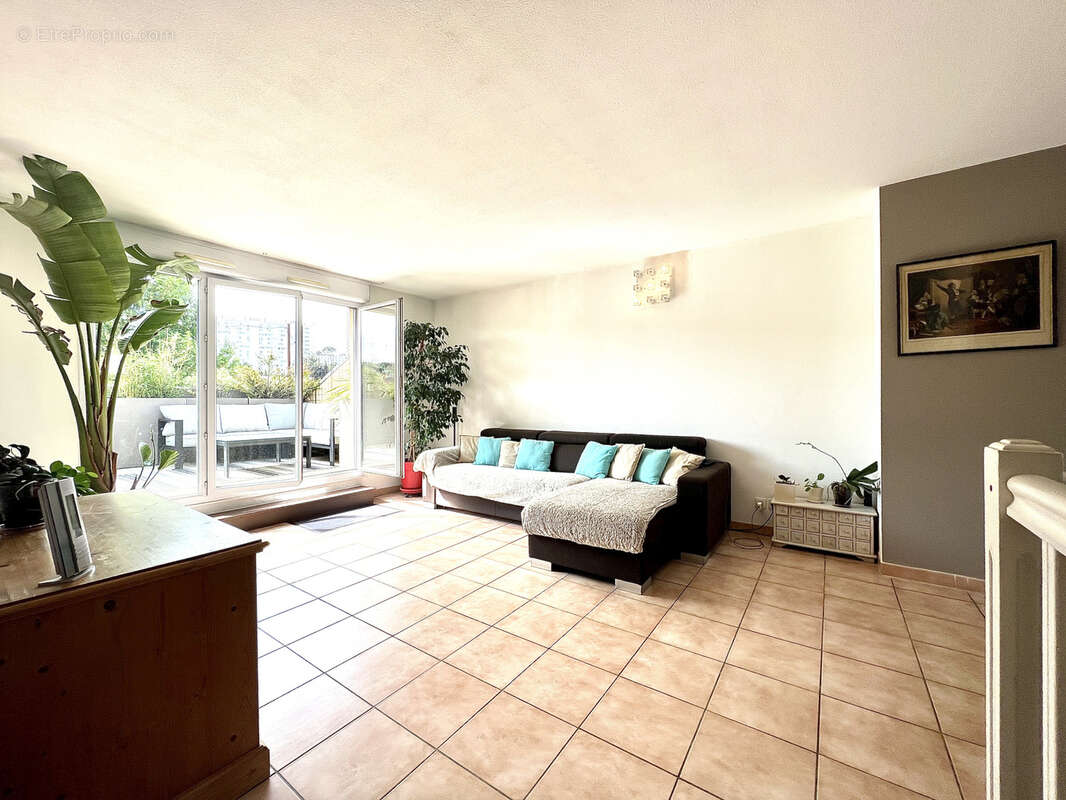 Appartement à MARSEILLE-13E