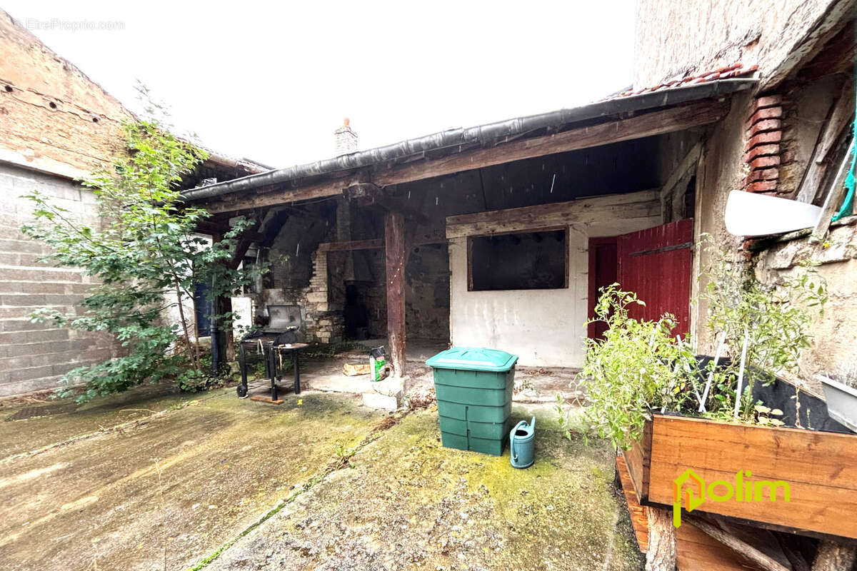 Autre à BOUXIERES-SOUS-FROIDMONT