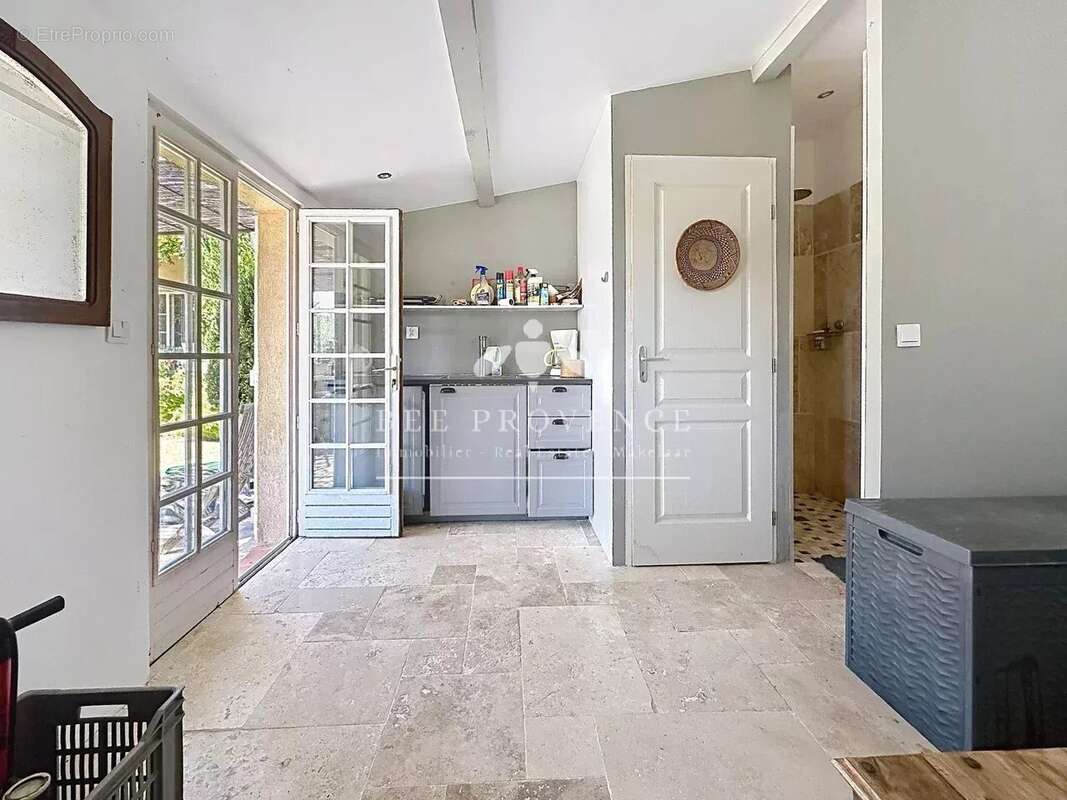 Maison de caractère avec piscine et maison d'amis, au calme - photo 29