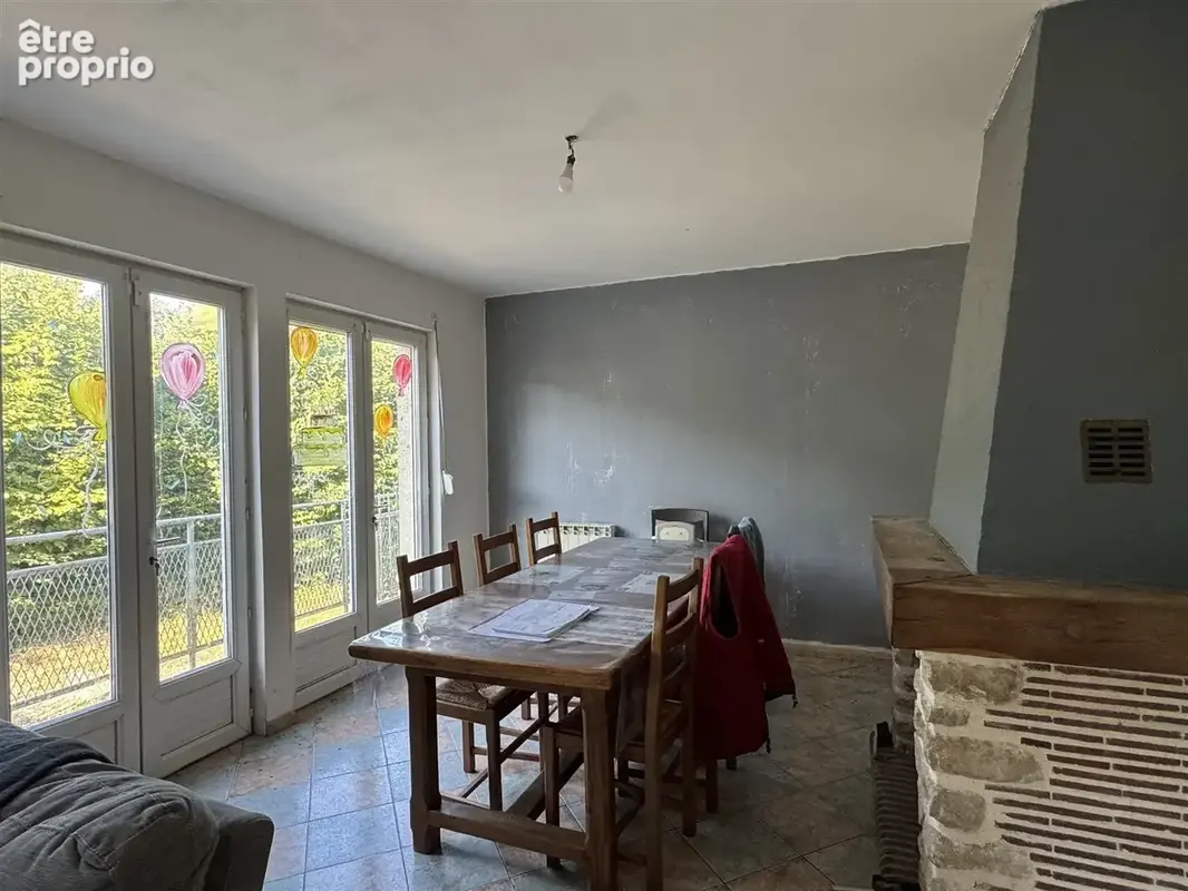 Venez découvrir chez CAZIN IMMOBILIER ce pavillon à vendre. Cette construction de qualité vous offre une entré - photo 2