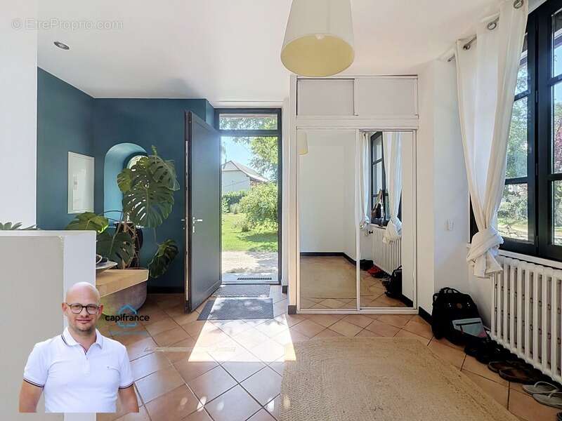 Maison à vendre 7 pièces à LE PONT DE BEAUVOISIN  (38) - 214m2 habitable sur plus de 1800m2 de terrain - photo 6